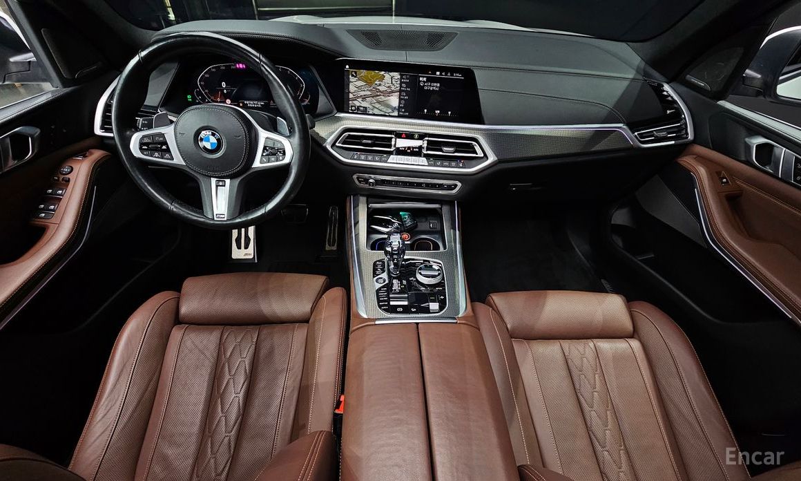 X5 (G05)xDrive 40i M Sport 8