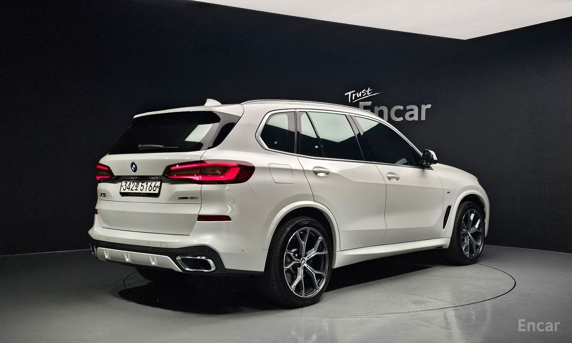 X5 (G05)xDrive 40i M Sport 3