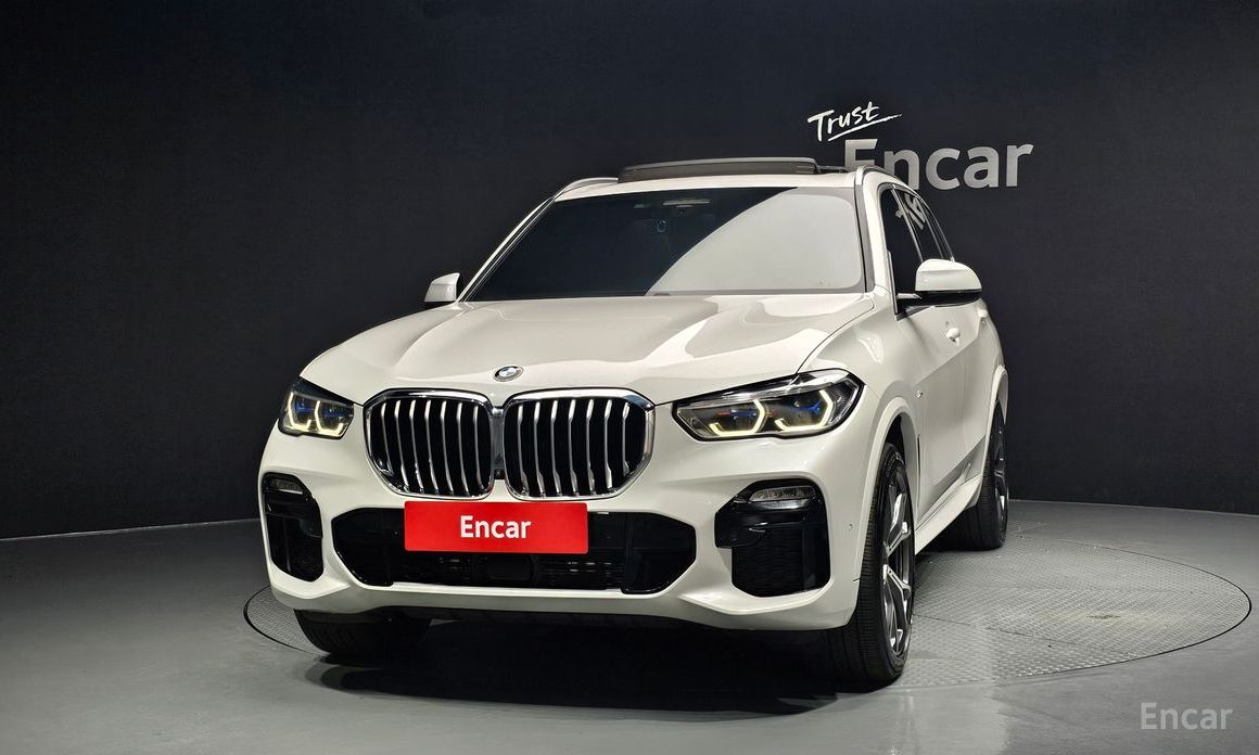 X5 (G05)xDrive 40i M Sport 4
