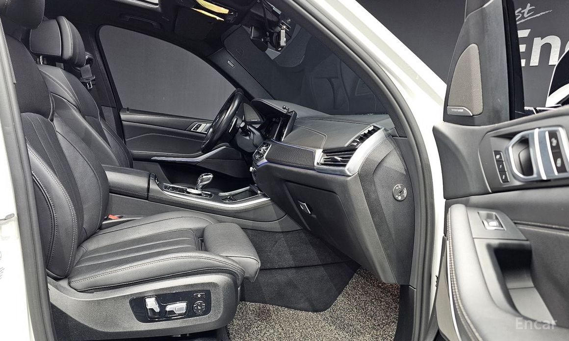X5 (G05)xDrive 40i M Sport 11