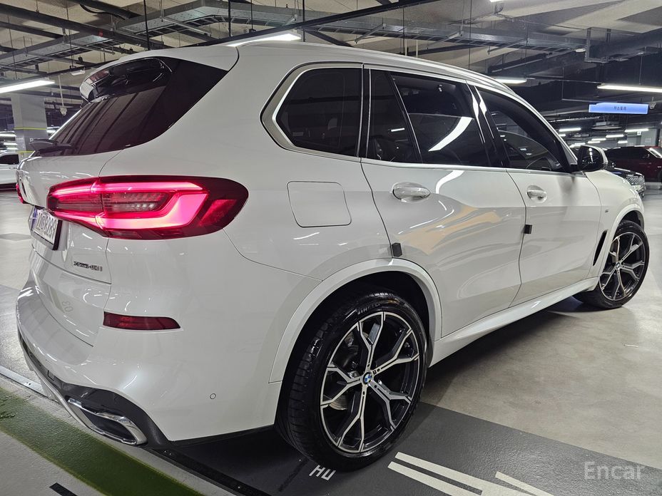 X5 (G05)xDrive 40i M Sport 4