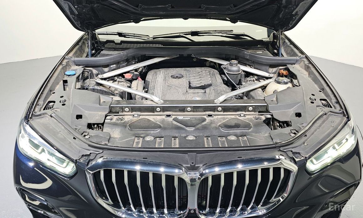 X5 (G05)xDrive 40i M Sport 7