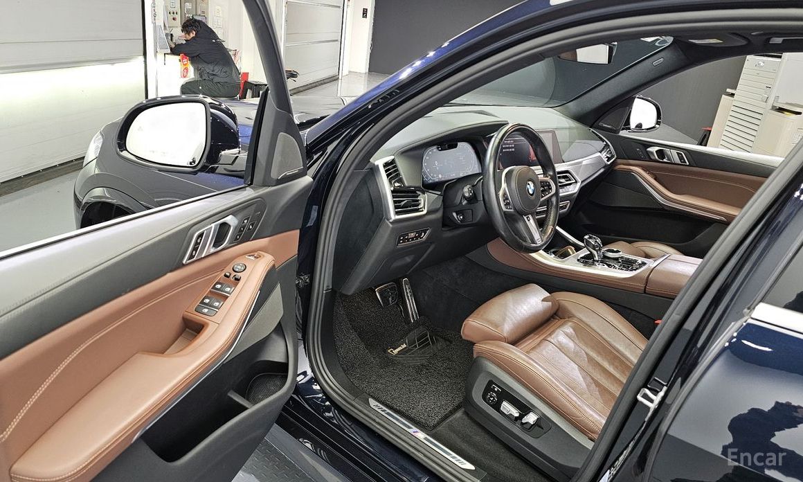 X5 (G05)xDrive 40i M Sport 11