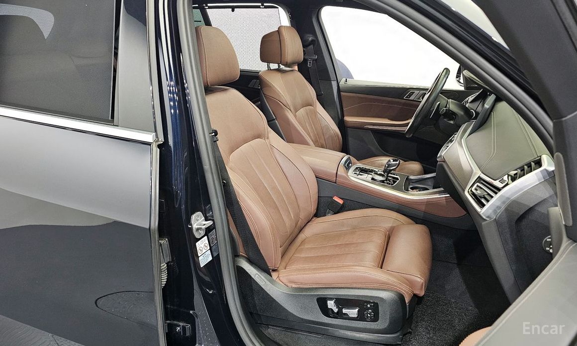 X5 (G05)xDrive 40i M Sport 13