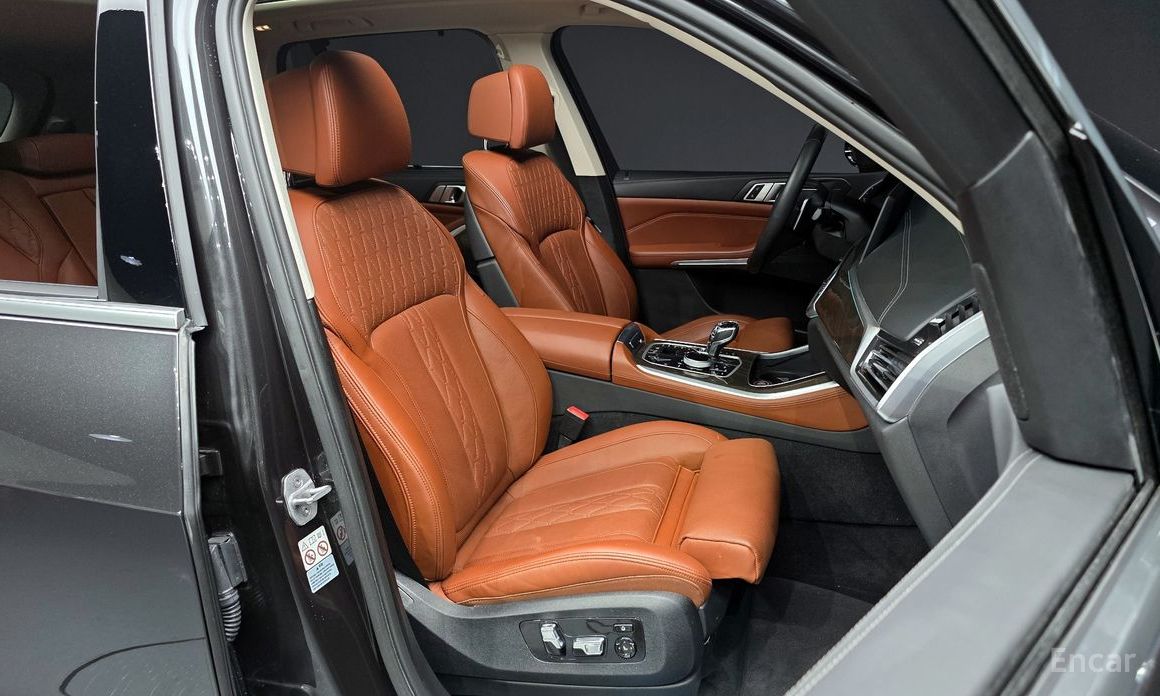 X5 (G05)xDrive 40i xLine 11