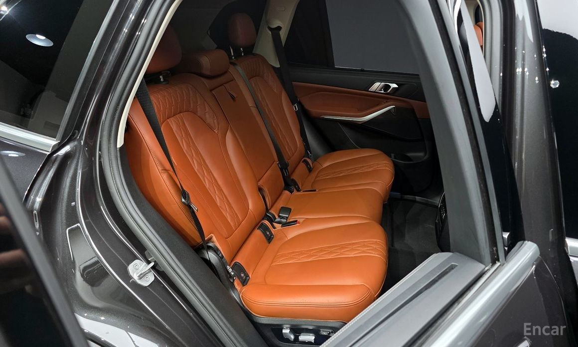X5 (G05)xDrive 40i xLine 13