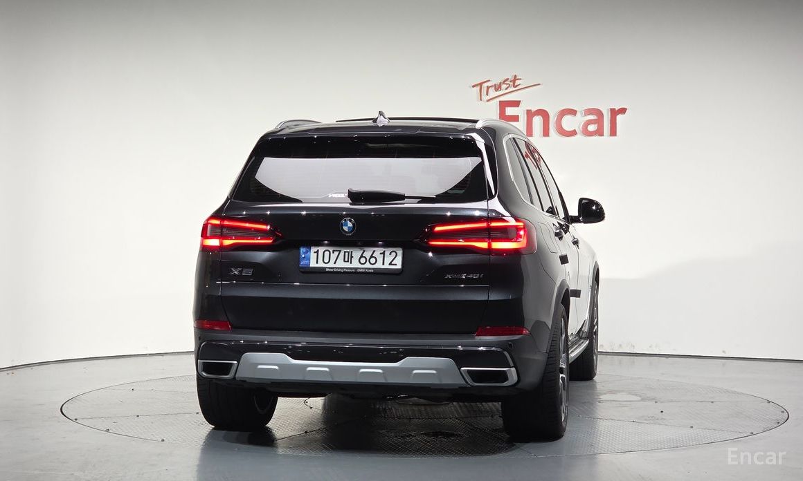 X5 (G05)xDrive 40i xLine 5