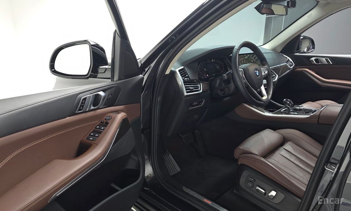 X5 (G05)xDrive 40i xLine 13