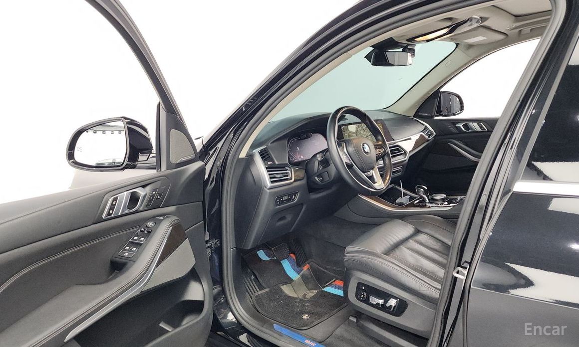 X5 (G05)xDrive 40i xLine 11