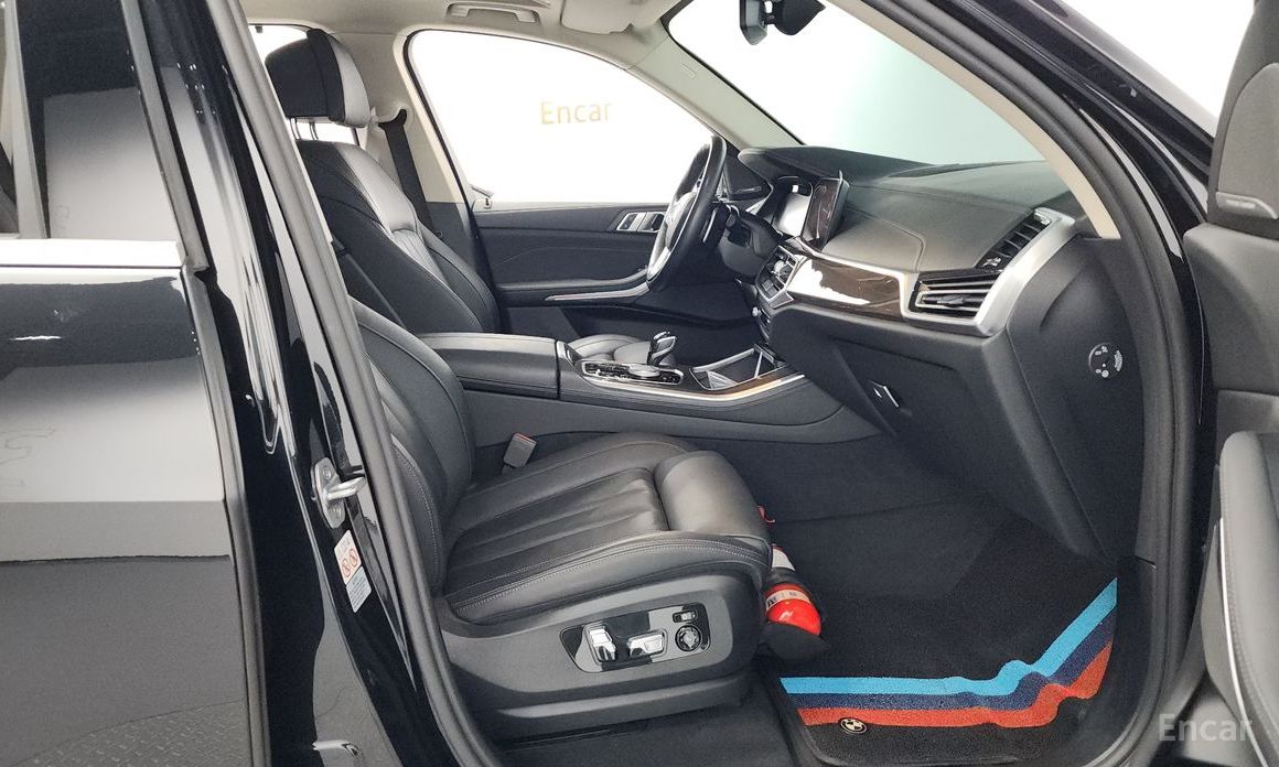 X5 (G05)xDrive 40i xLine 12