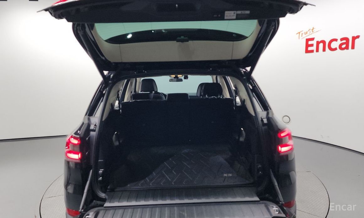 X5 (G05)xDrive 40i xLine 21