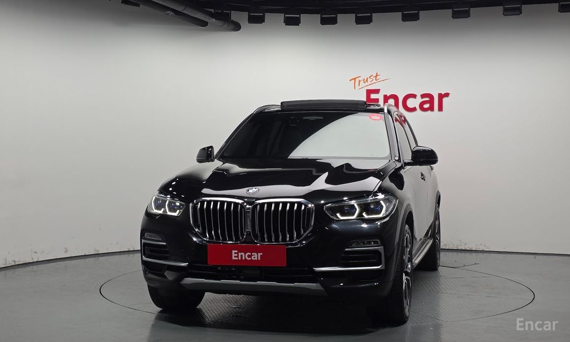 X5 (G05)xDrive 40i xLine 4