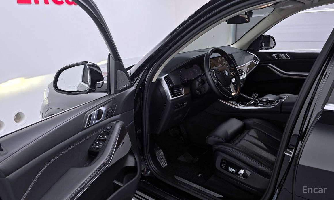 X5 (G05)xDrive 40i xLine 12