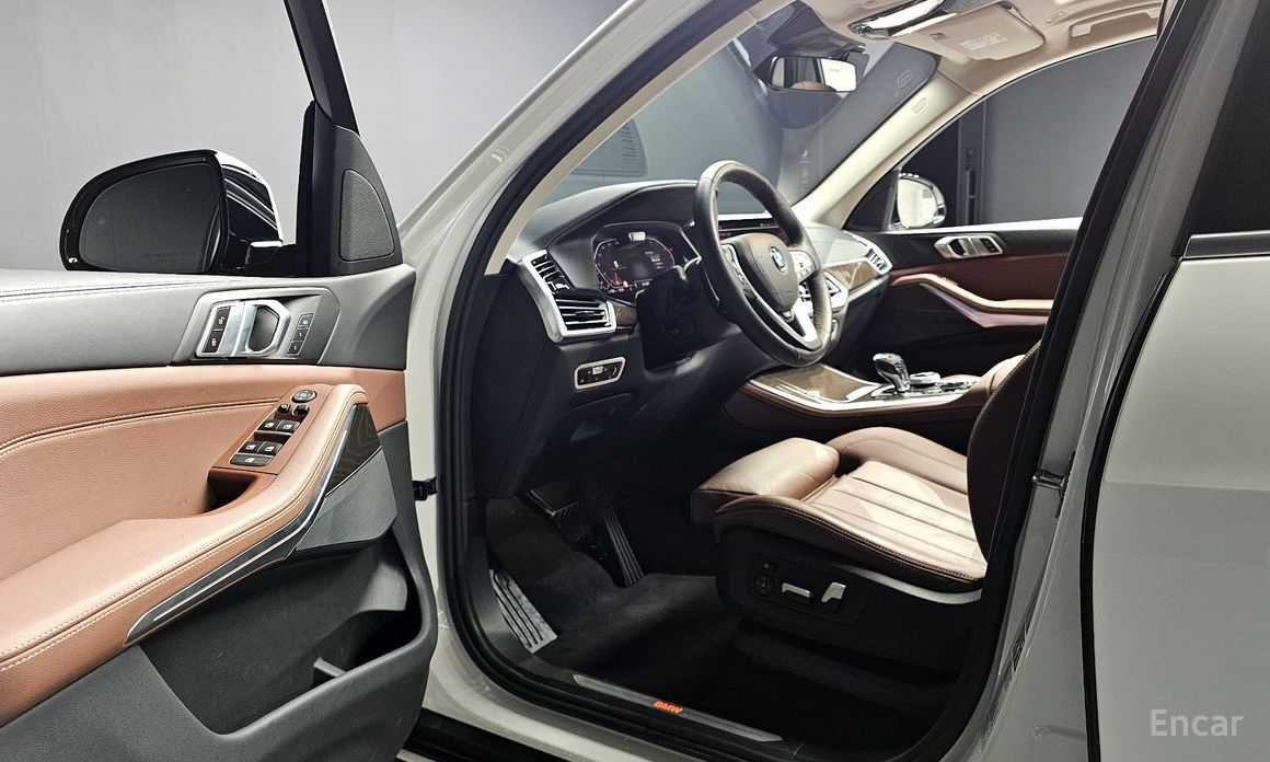 X5 (G05)xDrive 40i xLine 13