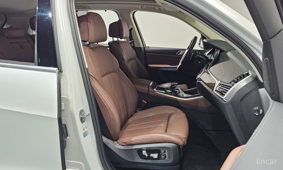 X5 (G05)xDrive 40i xLine 10