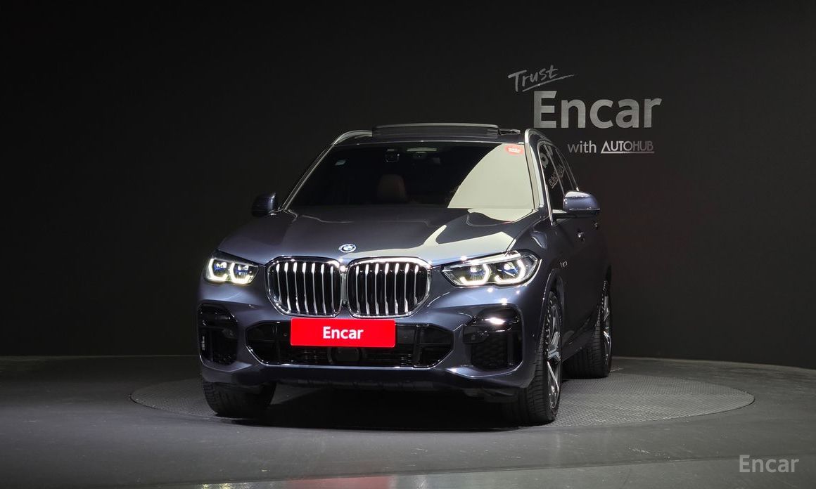 X5 (G05)xDrive 45e M Sport 4