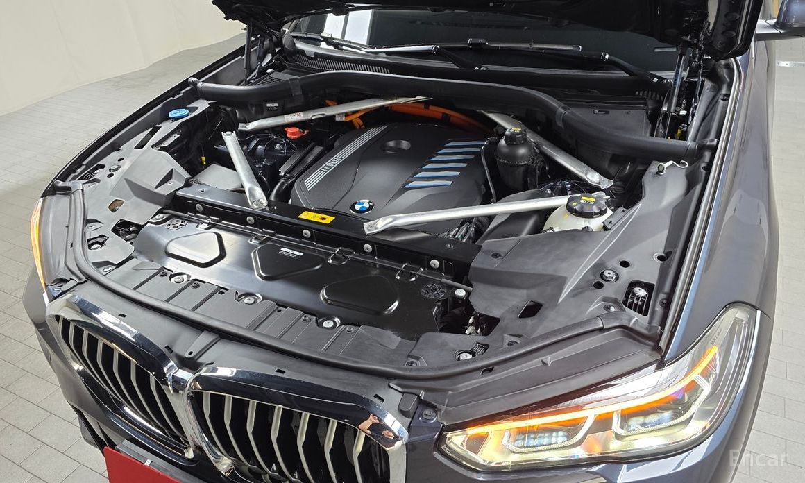 X5 (G05)xDrive 45e M Sport 7