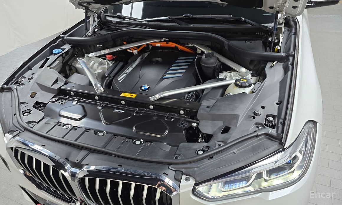 X5 (G05)xDrive 45e M Sport 7