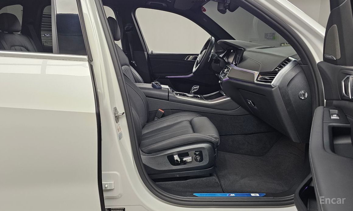 X5 (G05)xDrive 45e M Sport 12