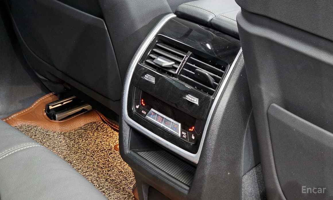 X5 (G05)xDrive 45e M Sport 19