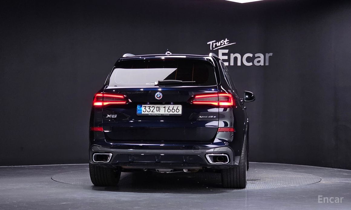 X5 (G05)xDrive 45e M Sport 5