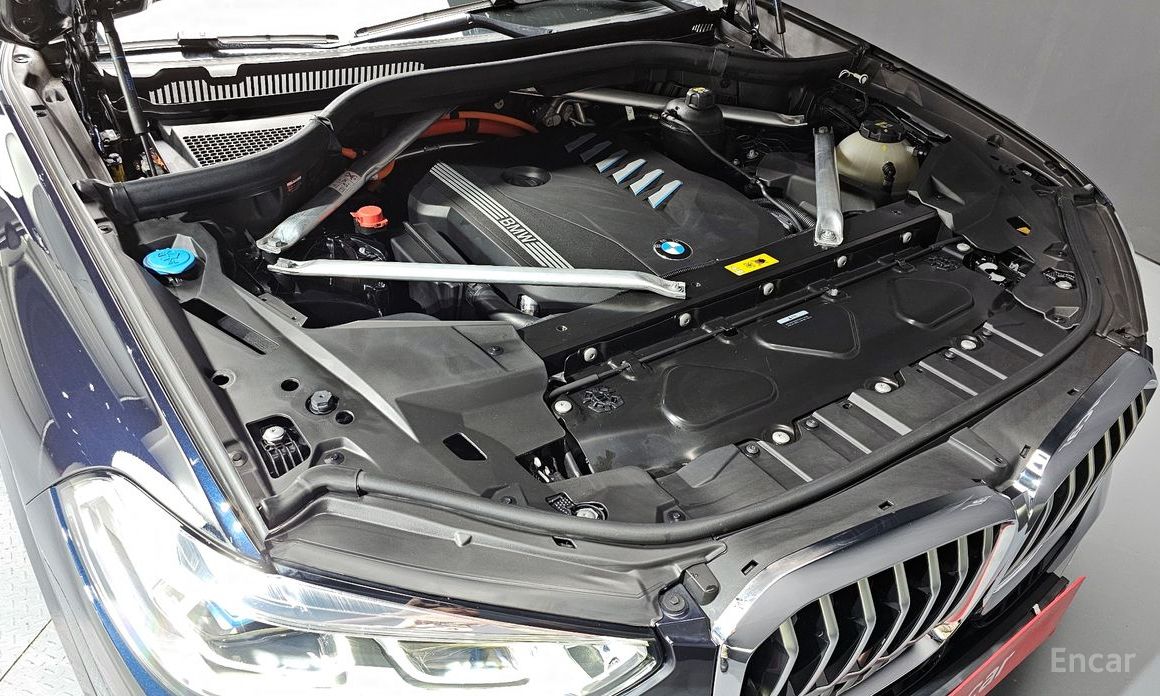 X5 (G05)xDrive 45e M Sport 7