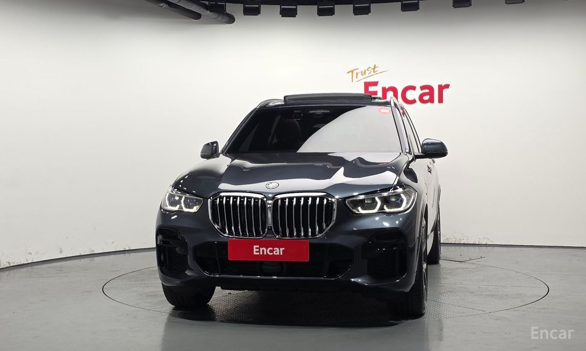 X5 (G05)xDrive 45e M Sport 4