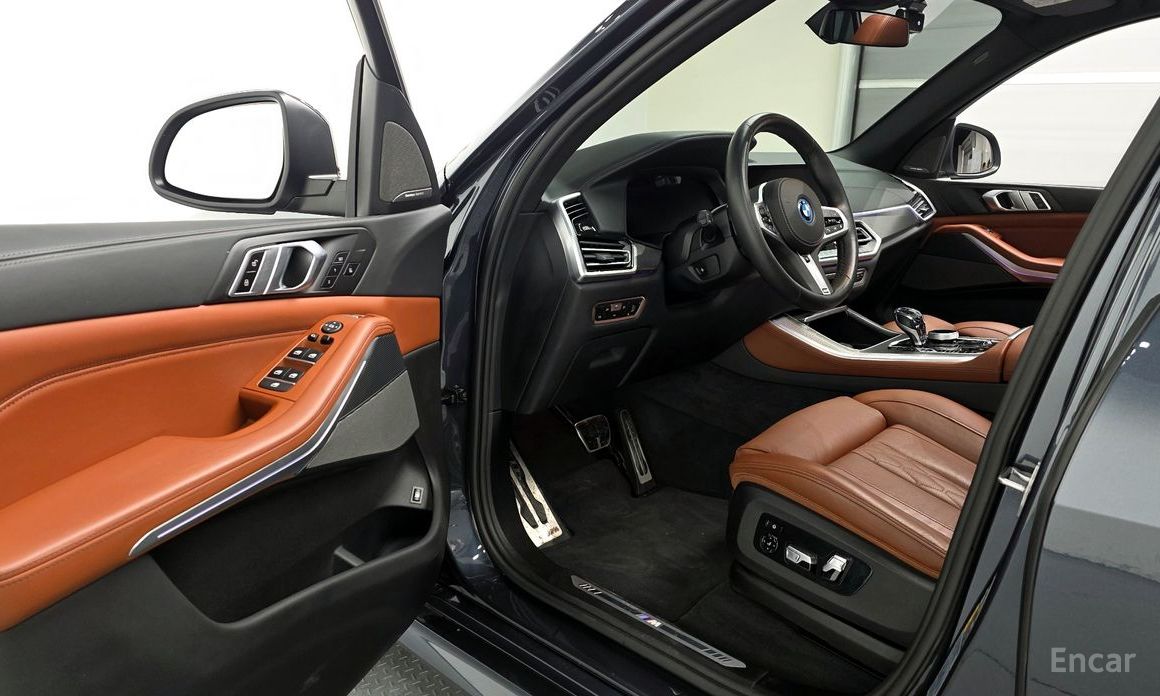 X5 (G05)xDrive 45e M Sport 11