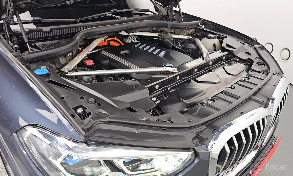 X5 (G05)xDrive 45e M Sport 7