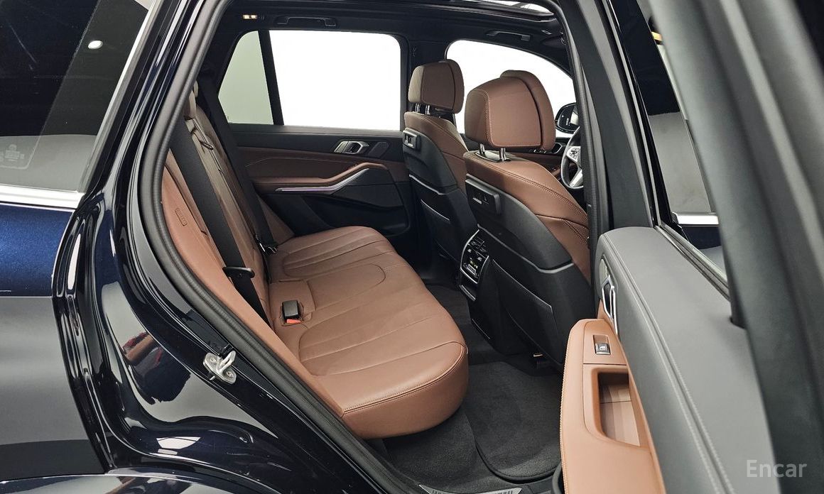 X5 (G05)xDrive 45e M Sport 12