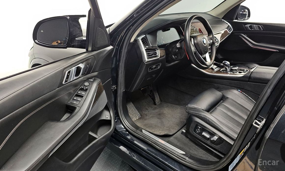 X5 (G05)xDrive 45e xLine 12
