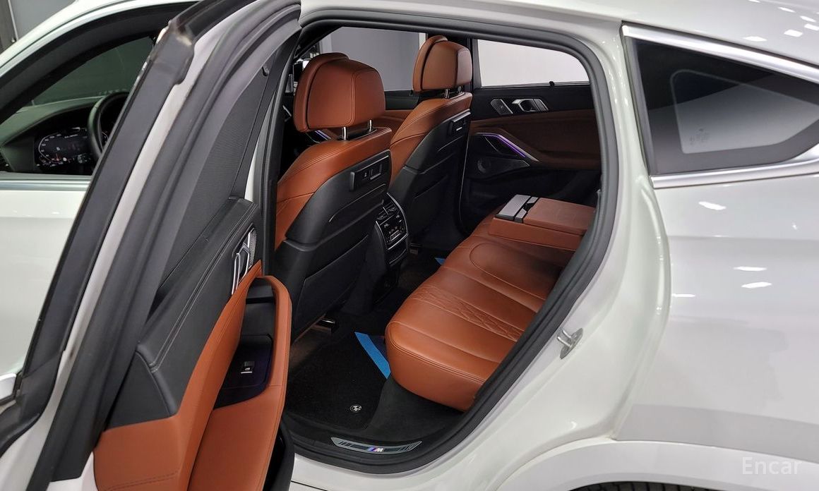 X6 (G06)M50i 12