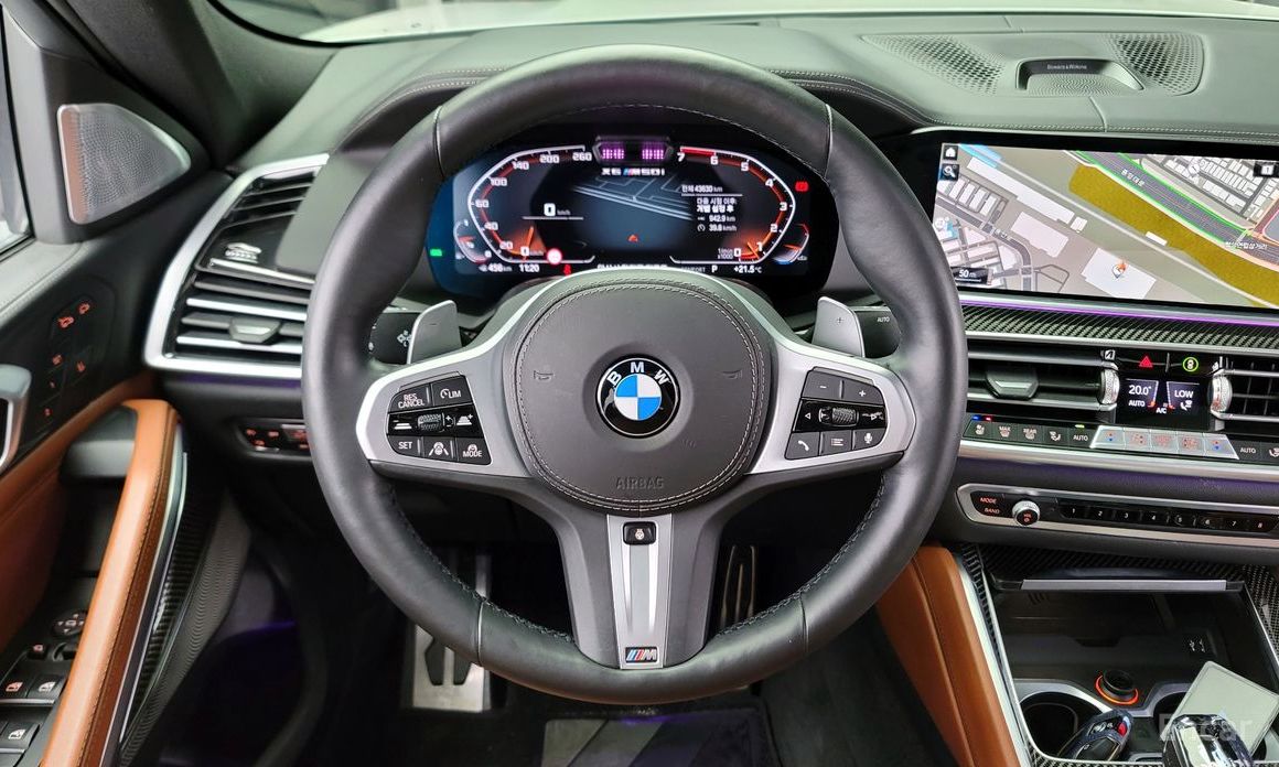 X6 (G06)M50i 14