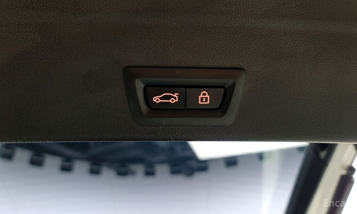 X6 (G06)M50i 21