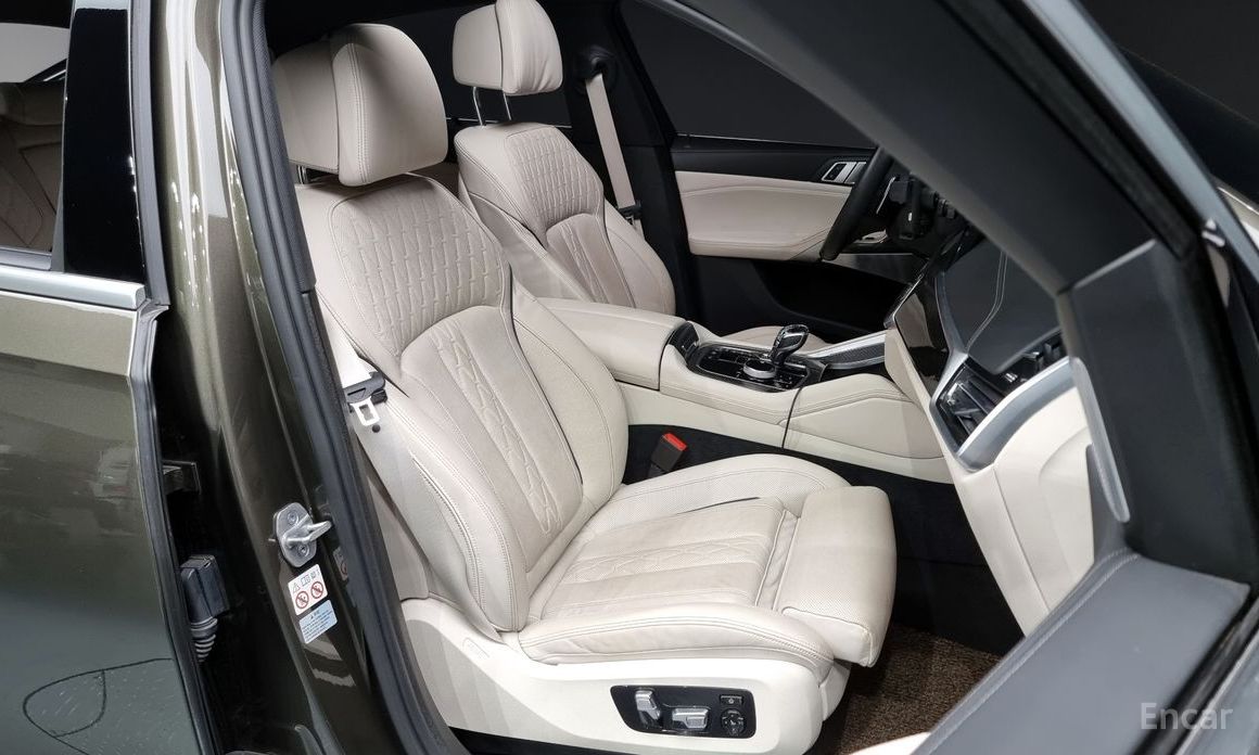 X6 (G06)M50i 11