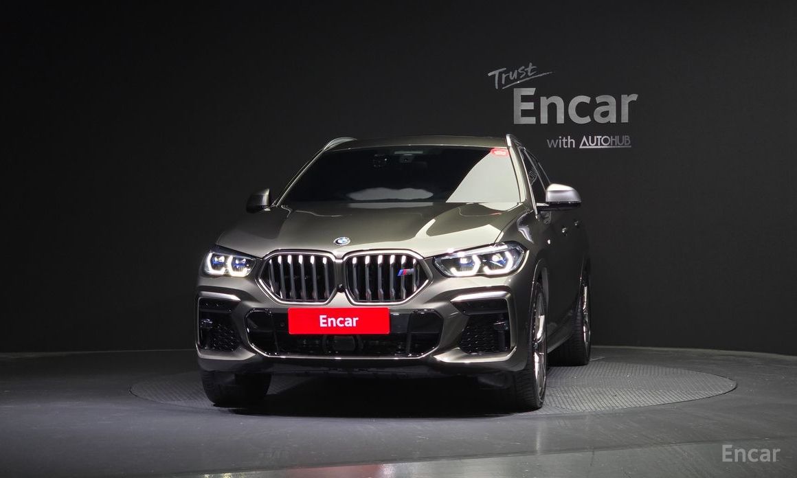 X6 (G06)M50i 4