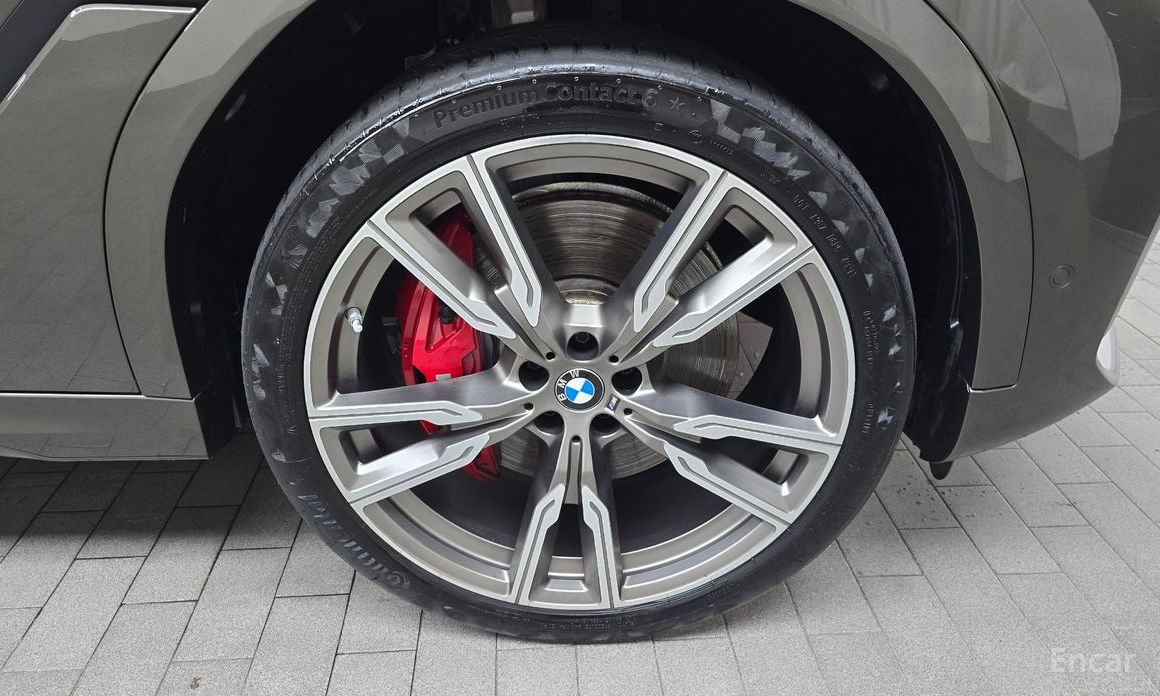 X6 (G06)M50i 6
