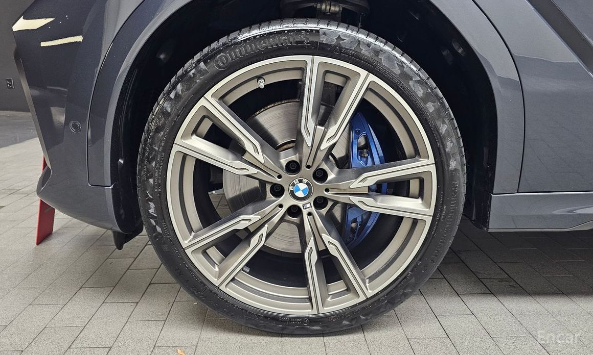 X6 (G06)M50i 6