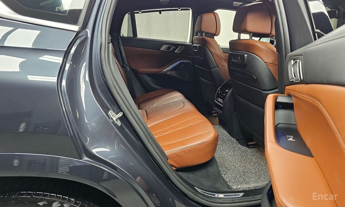 X6 (G06)M50i 13