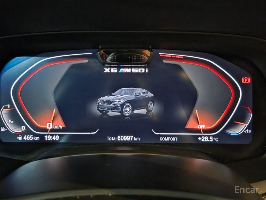 X6 (G06)M50i 9
