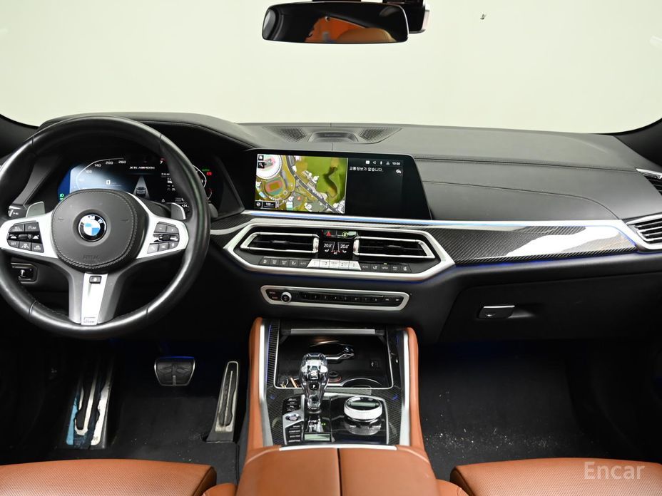 X6 (G06)M50i 8