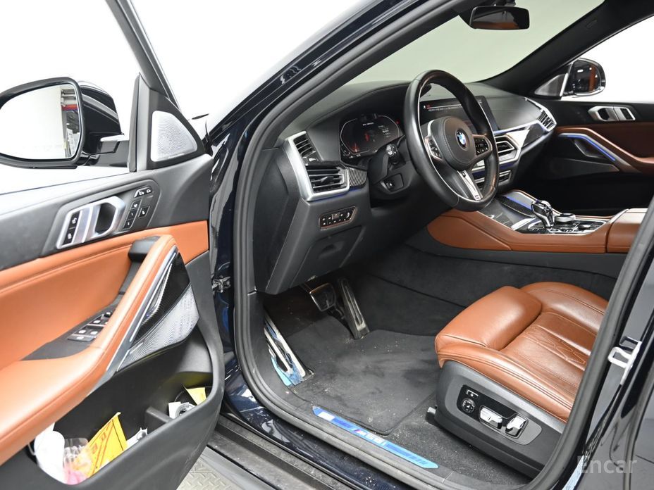 X6 (G06)M50i 12