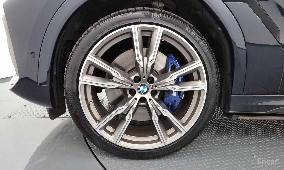 X6 (G06)M50i 6
