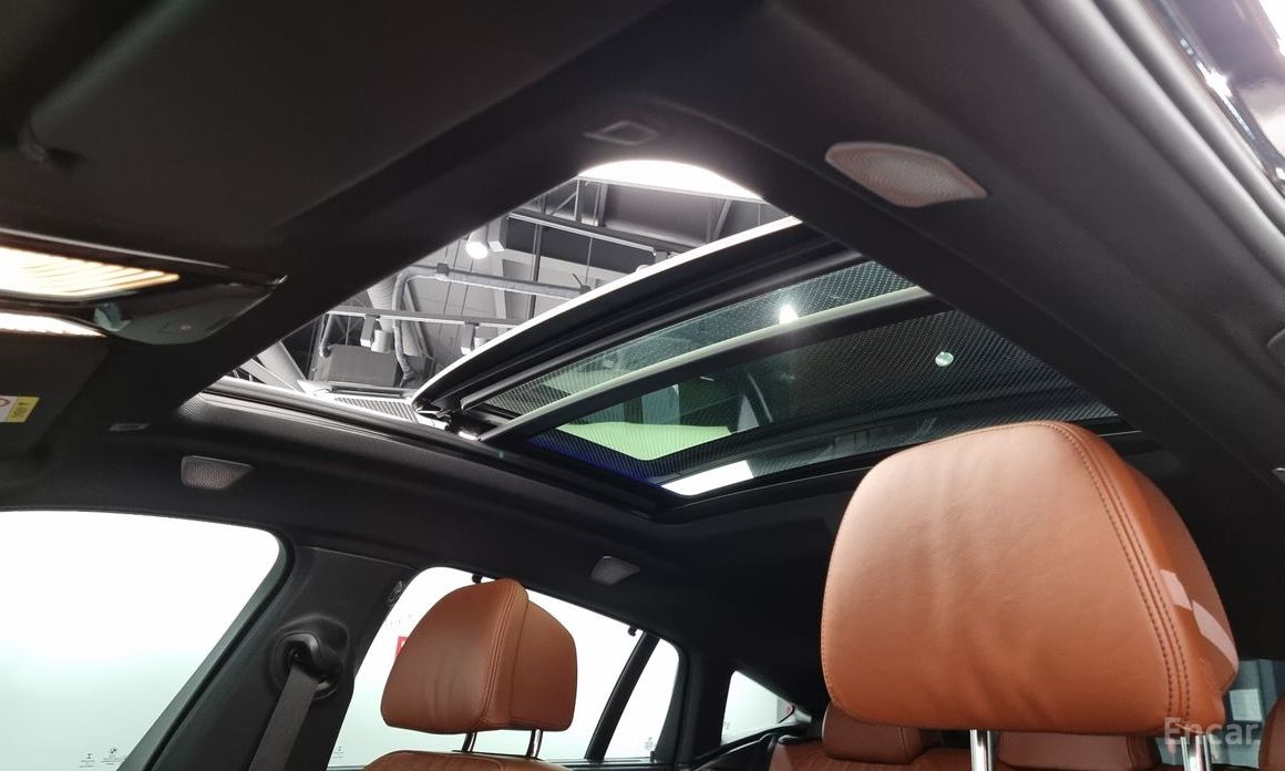 X6 (G06)M50i 20