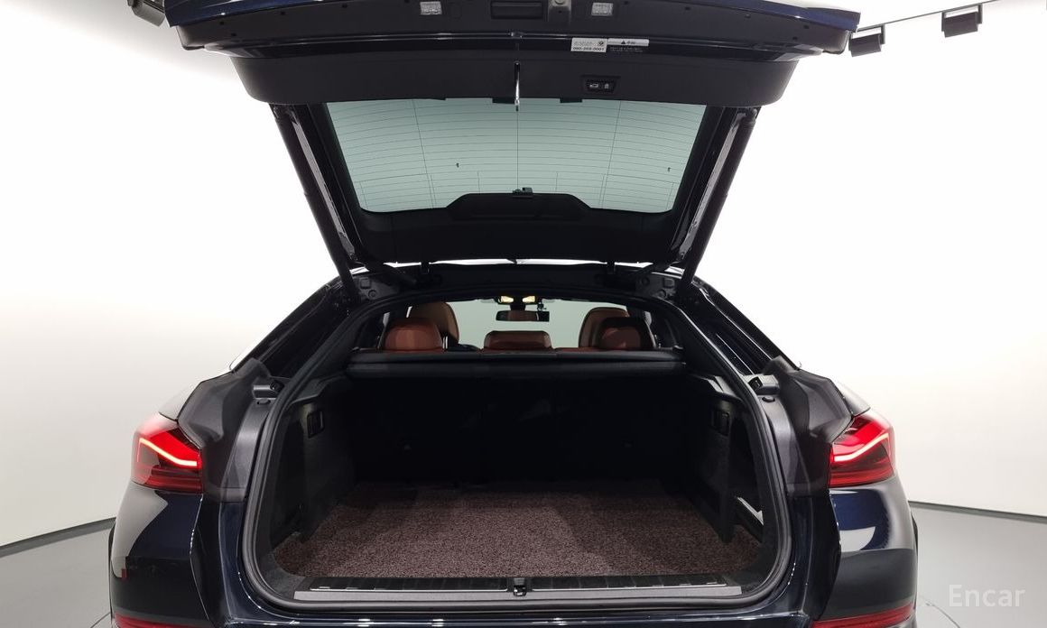 X6 (G06)M50i 21