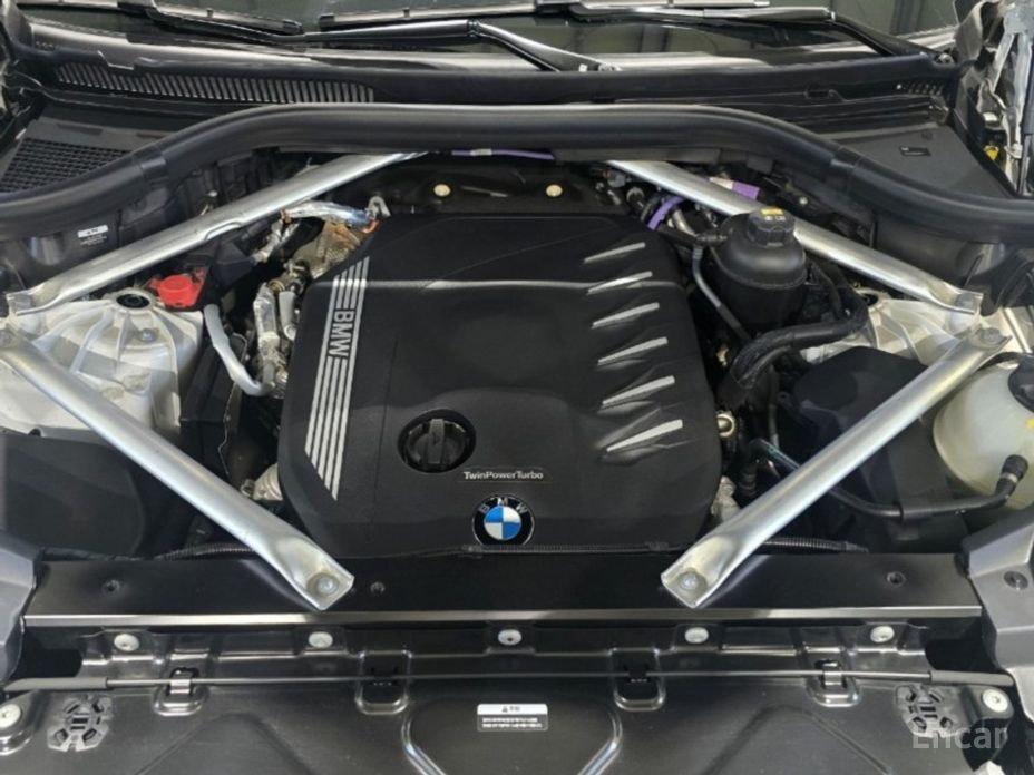 X6 (G06)xDrive30d M Sport 18