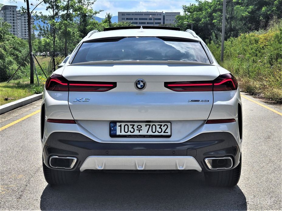 X6 (G06)xDrive40i M Sport 5