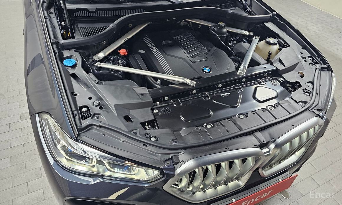 X6 (G06)xDrive40i M Sport 7