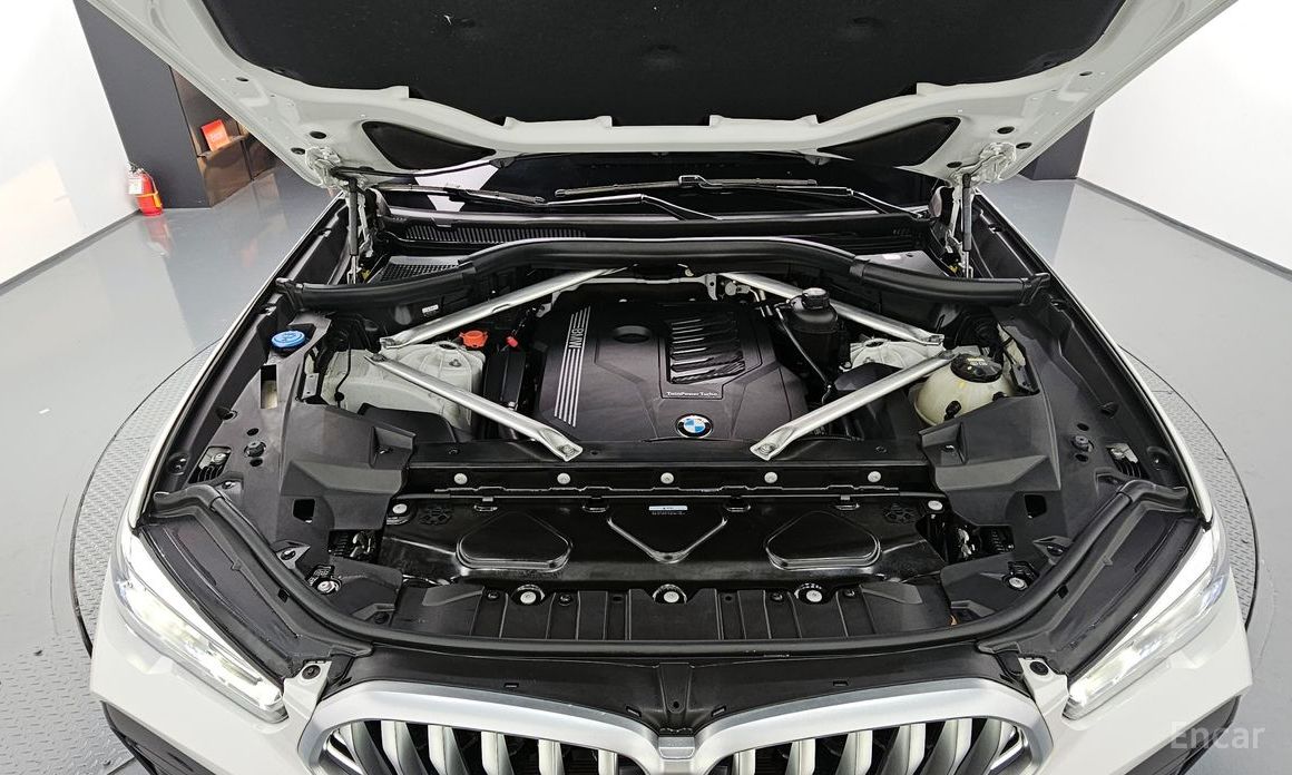 X6 (G06)xDrive40i M Sport 7