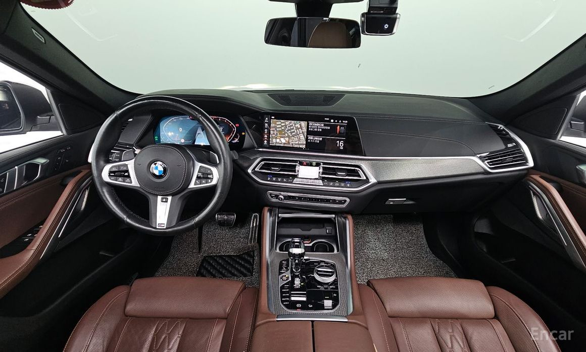 X6 (G06)xDrive40i M Sport 8